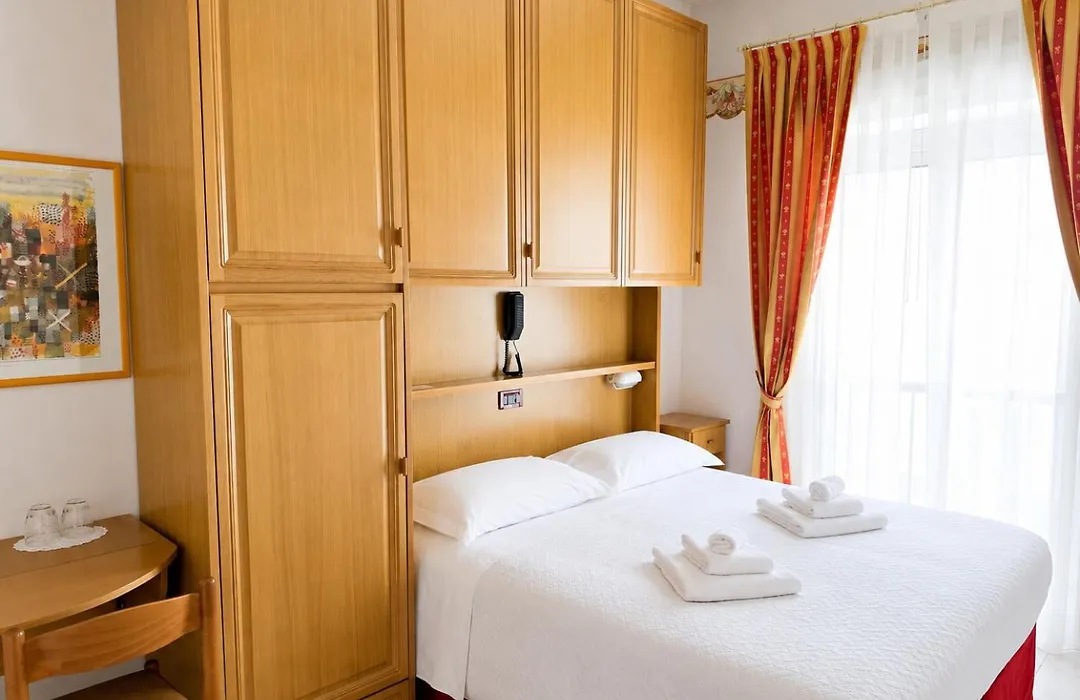 Hotel Kennedy-1